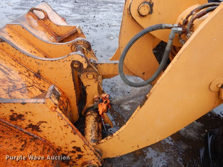 image for item KU9760 2003 Case 321D  wheel loader