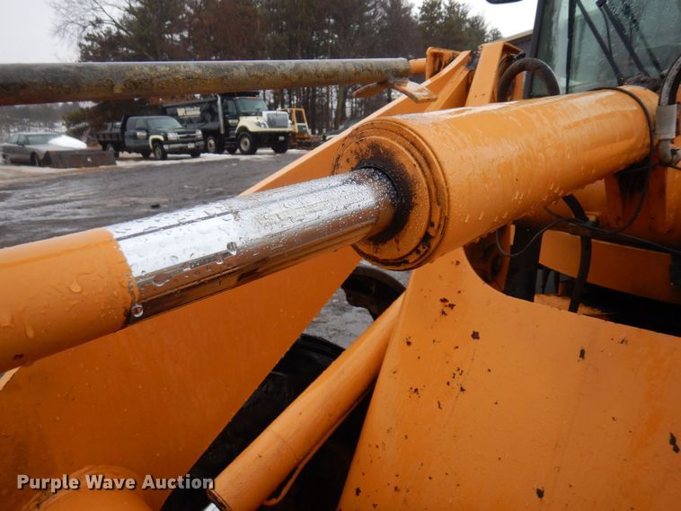 image for item KU9760 2003 Case 321D  wheel loader