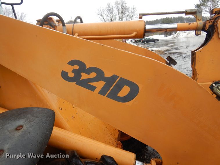 image for item KU9760 2003 Case 321D  wheel loader