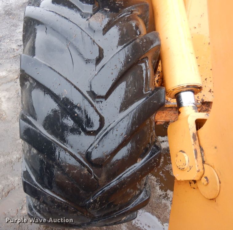 image for item KU9760 2003 Case 321D  wheel loader