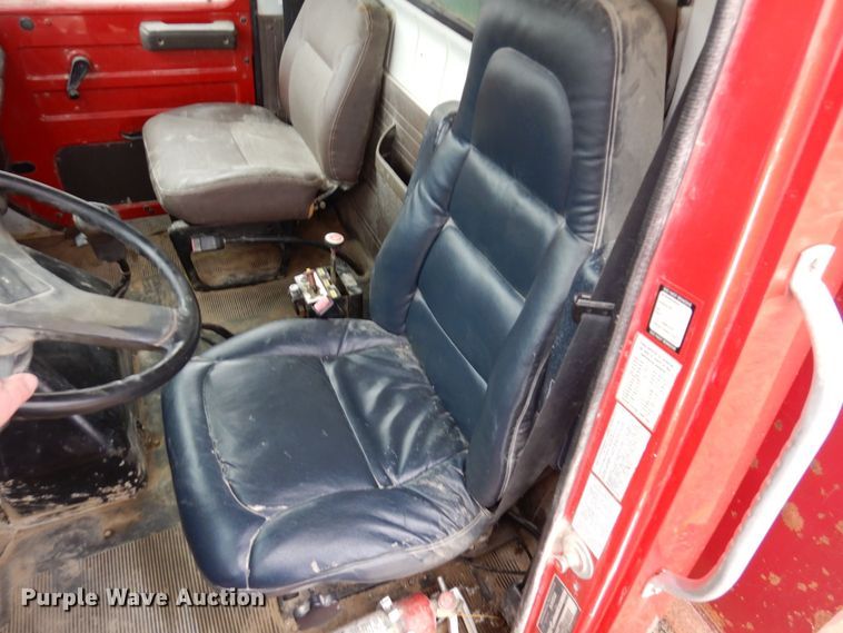 image for item KU9761 1999 International 8100  dump truck