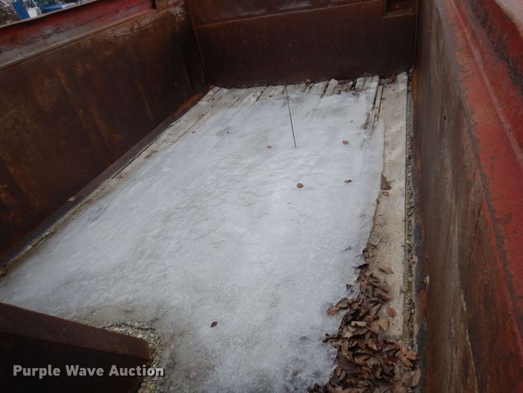 image for item KU9761 1999 International 8100  dump truck