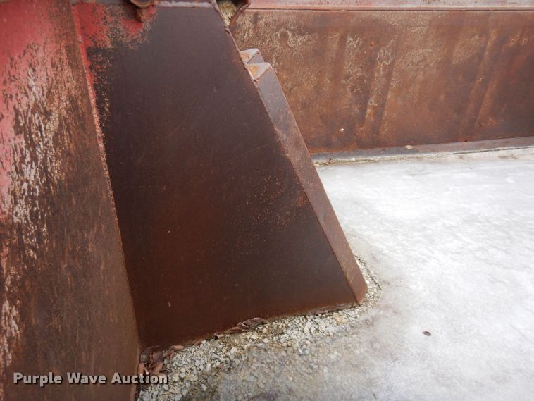 image for item KU9761 1999 International 8100  dump truck