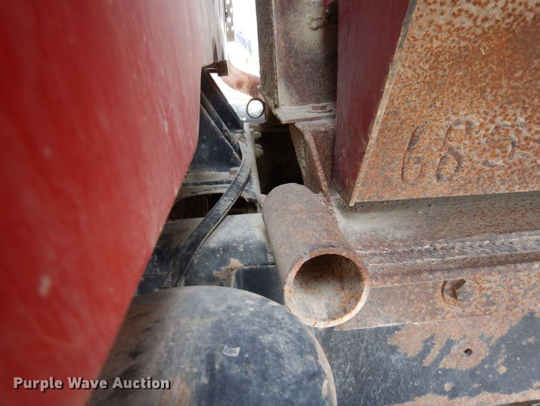 image for item KU9761 1999 International 8100  dump truck