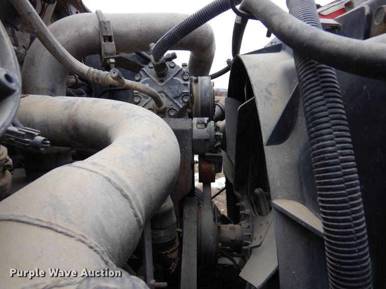 image for item KU9761 1999 International 8100  dump truck