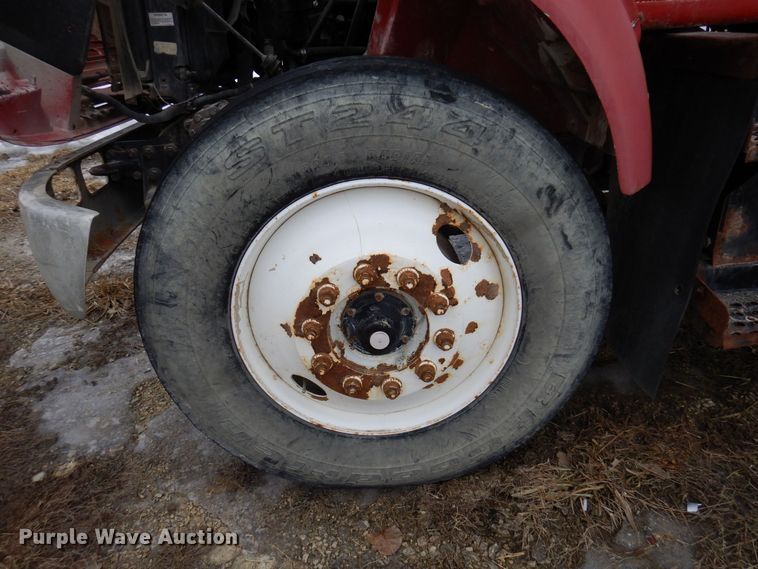 image for item KU9761 1999 International 8100  dump truck