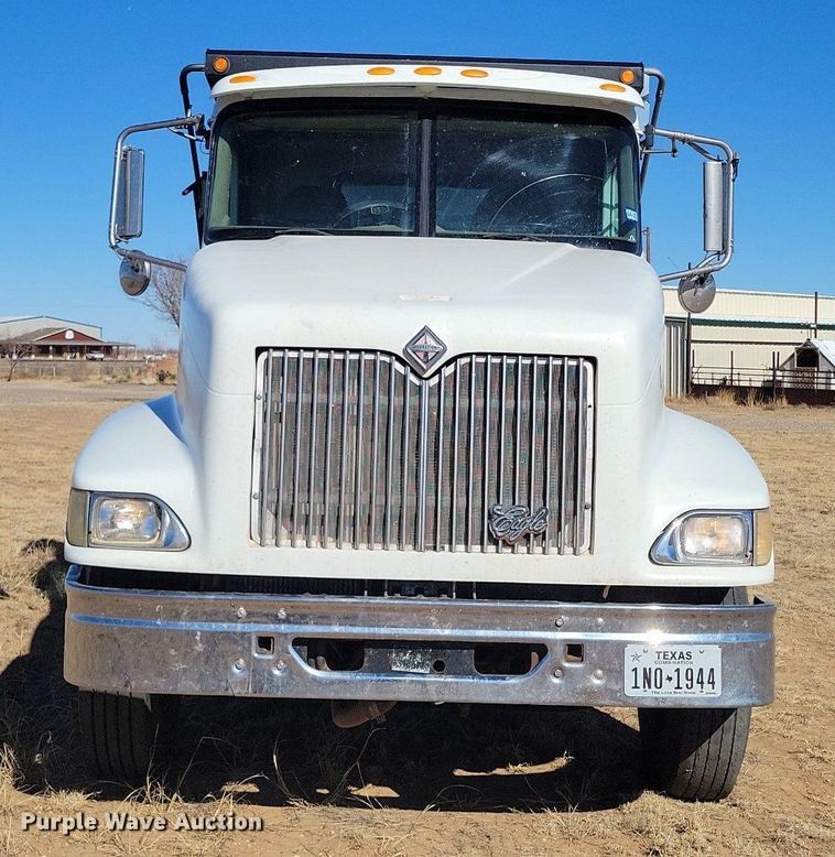 image for item LG9508 2005 International 9400i  dump truck with trailer