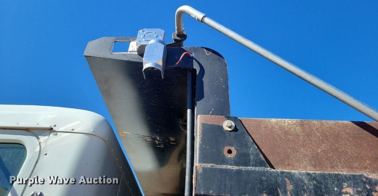 image for item LG9508 2005 International 9400i  dump truck with trailer