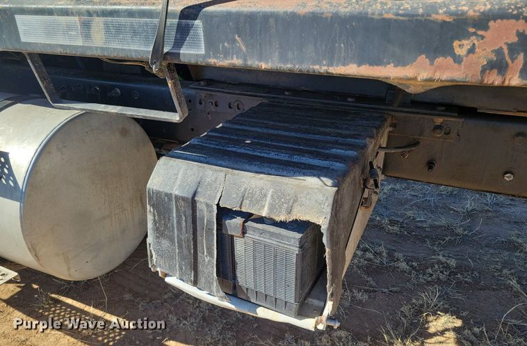 image for item LG9508 2005 International 9400i  dump truck with trailer