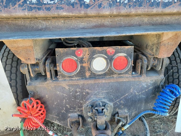 image for item LG9508 2005 International 9400i  dump truck with trailer