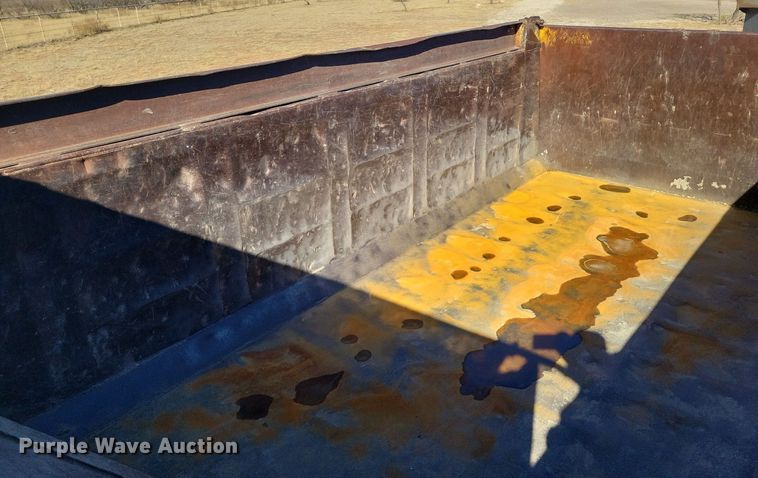 image for item LG9508 2005 International 9400i  dump truck with trailer