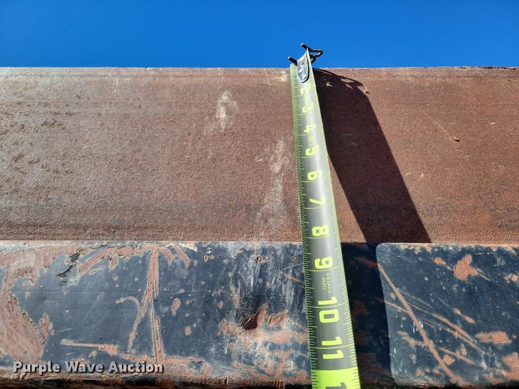 image for item LG9508 2005 International 9400i  dump truck with trailer