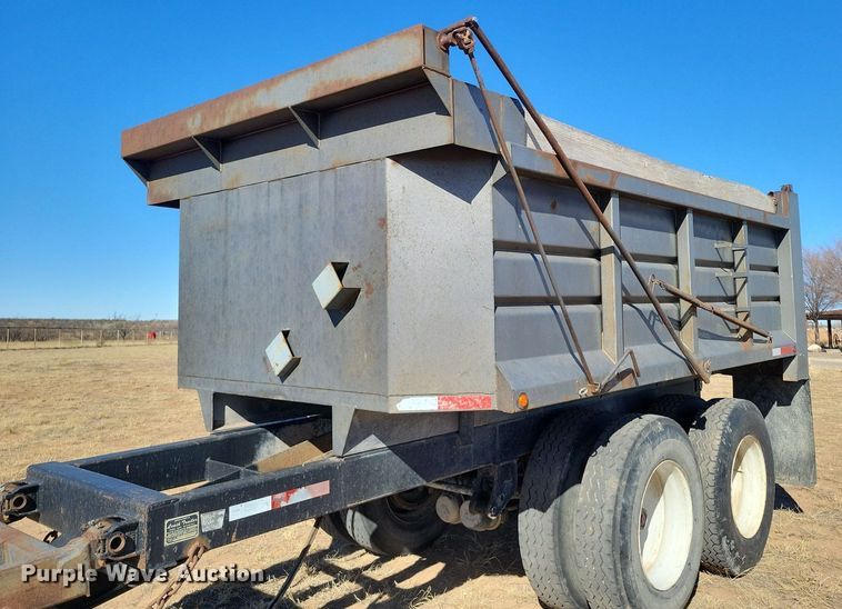 image for item LG9508 2005 International 9400i  dump truck with trailer