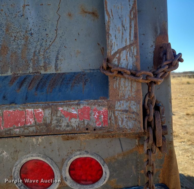 image for item LG9508 2005 International 9400i  dump truck with trailer