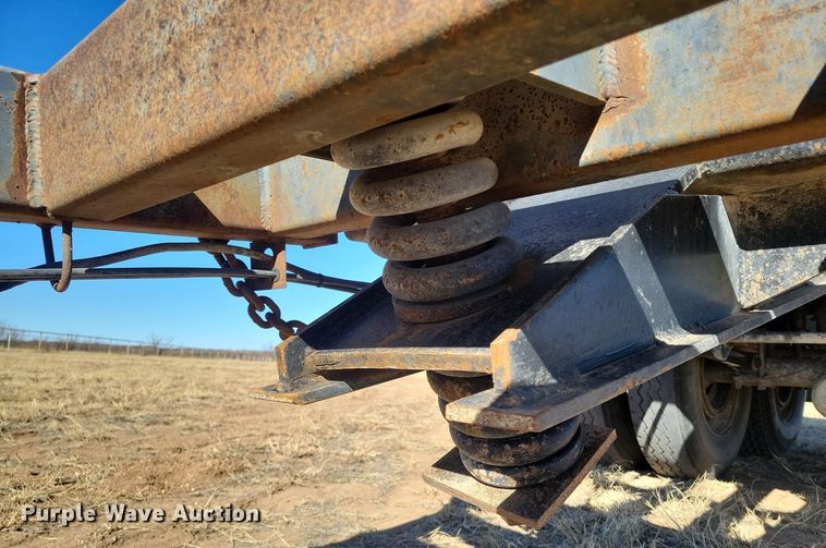 image for item LG9508 2005 International 9400i  dump truck with trailer