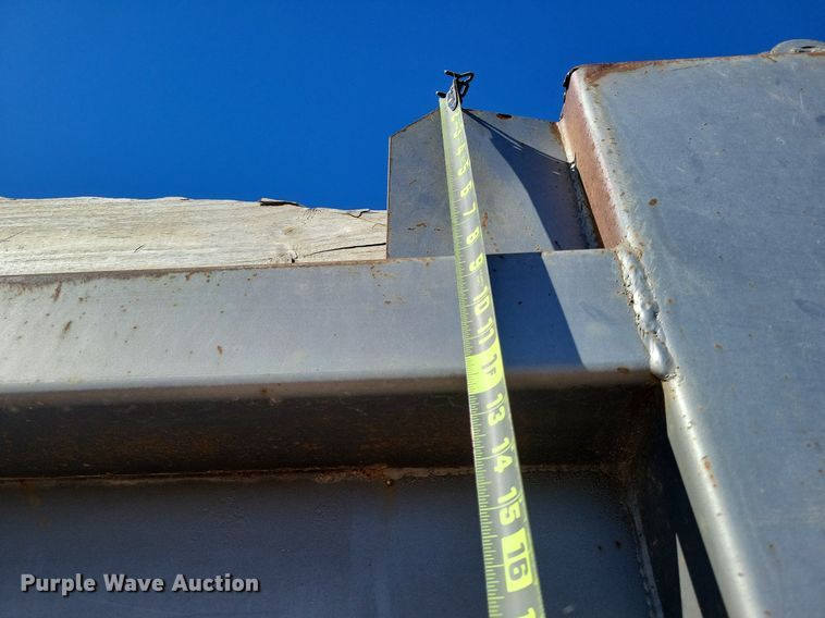 image for item LG9508 2005 International 9400i  dump truck with trailer