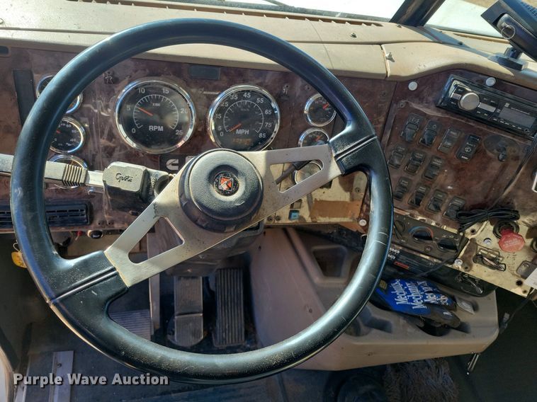 image for item LG9508 2005 International 9400i  dump truck with trailer