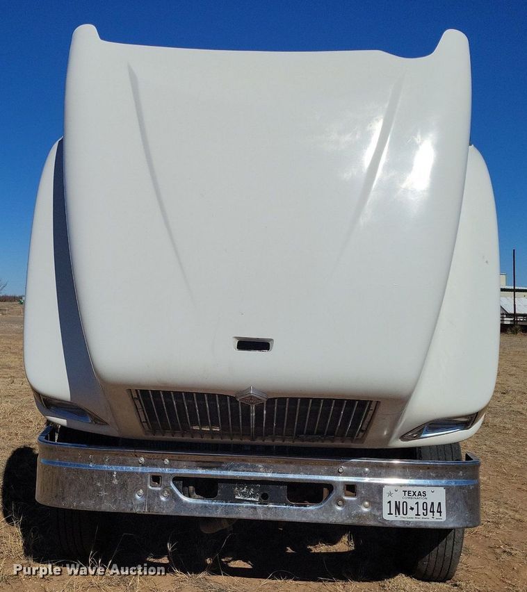 image for item LG9508 2005 International 9400i  dump truck with trailer