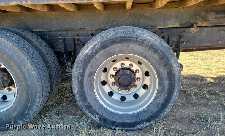 image for item LG9508 2005 International 9400i  dump truck with trailer