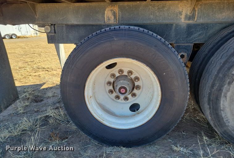 image for item LG9508 2005 International 9400i  dump truck with trailer