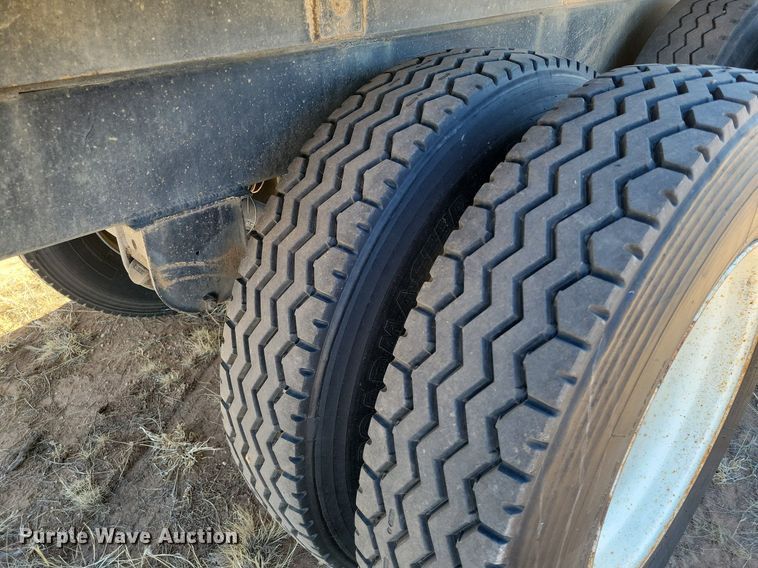 image for item LG9508 2005 International 9400i  dump truck with trailer