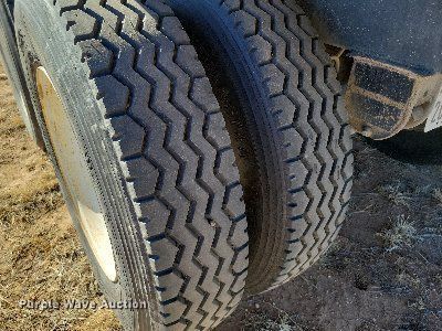 image for item LG9508 2005 International 9400i  dump truck with trailer