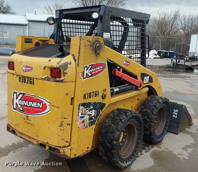 image for item LG9540 2014 Caterpillar 226B3  skid steer loader