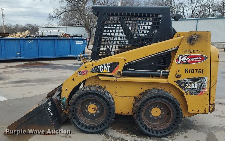 image for item LG9540 2014 Caterpillar 226B3  skid steer loader