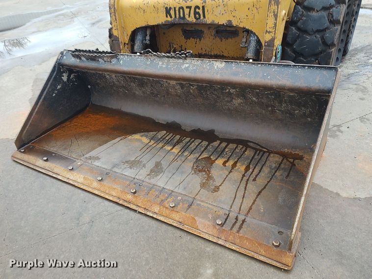 image for item LG9540 2014 Caterpillar 226B3  skid steer loader