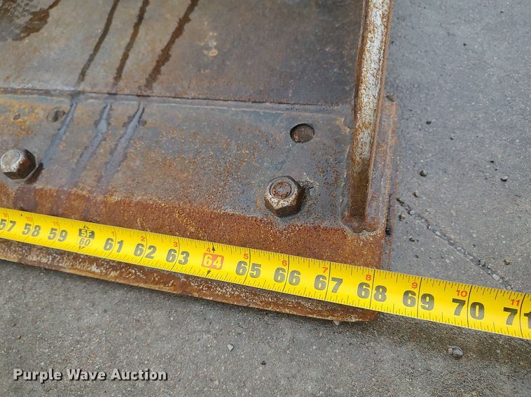 image for item LG9540 2014 Caterpillar 226B3  skid steer loader