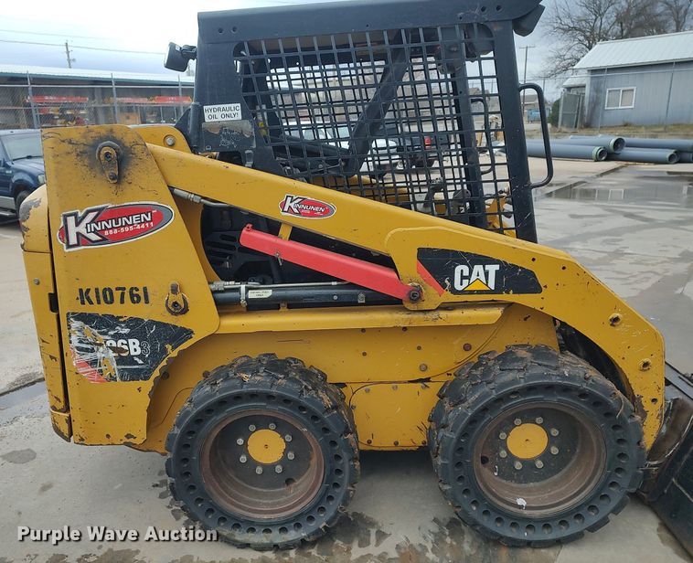 image for item LG9540 2014 Caterpillar 226B3  skid steer loader