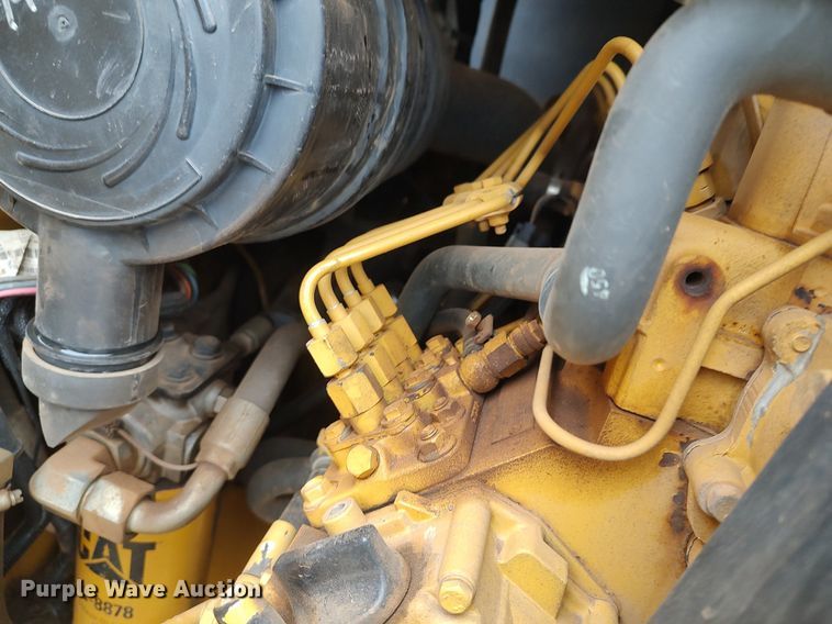 image for item LG9540 2014 Caterpillar 226B3  skid steer loader