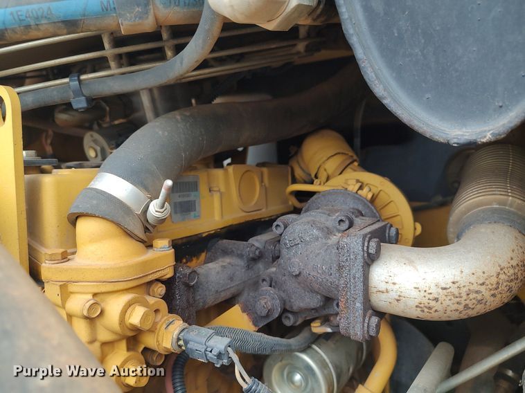 image for item LG9540 2014 Caterpillar 226B3  skid steer loader