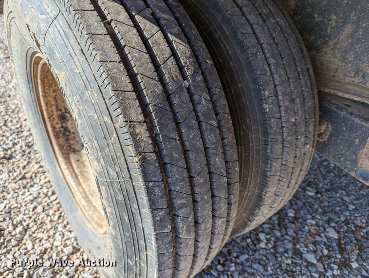 image for item LP9207 2008 Lone Star  equipment trailer