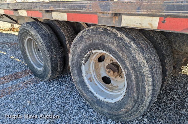 image for item LP9207 2008 Lone Star  equipment trailer