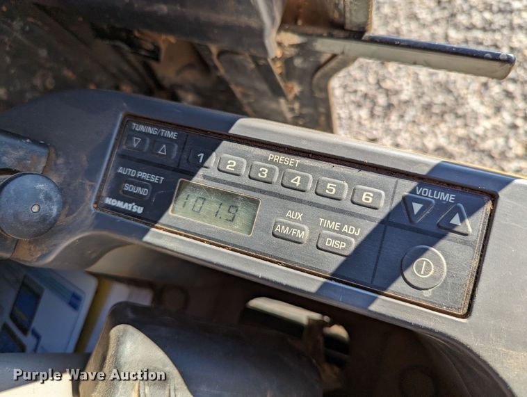 image for item LP9208 2018 Komatsu PC170LC-11  excavator