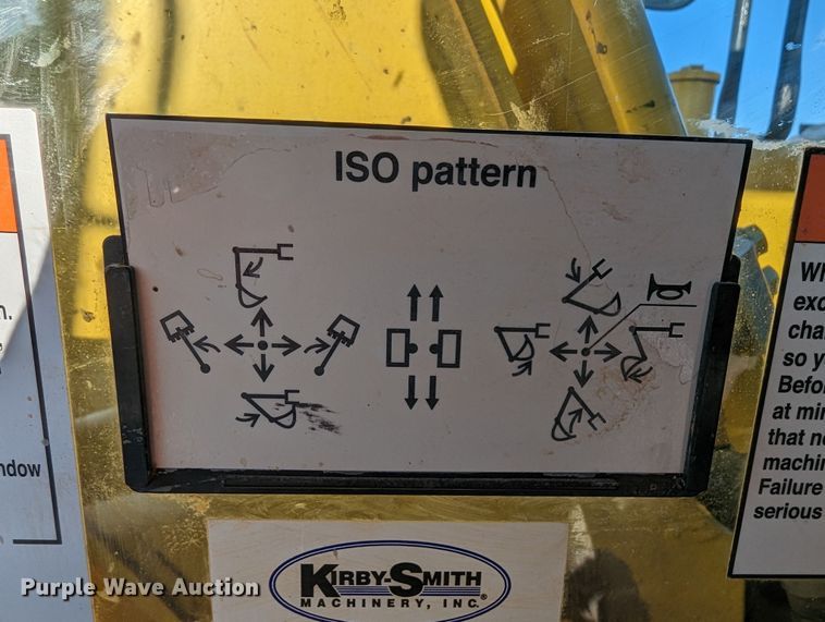 image for item LP9208 2018 Komatsu PC170LC-11  excavator