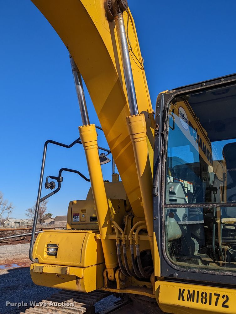 image for item LP9208 2018 Komatsu PC170LC-11  excavator