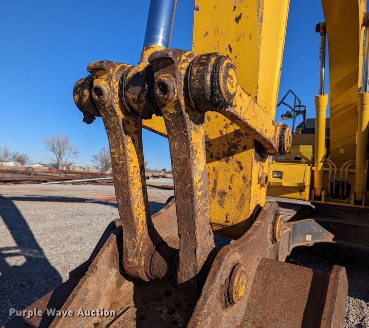 image for item LP9208 2018 Komatsu PC170LC-11  excavator