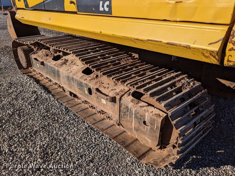 image for item LP9208 2018 Komatsu PC170LC-11  excavator