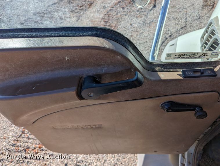 image for item LP9209 2013 Mack GU813  vacuum truck