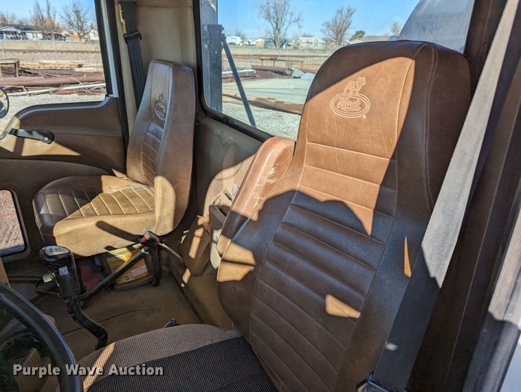 image for item LP9209 2013 Mack GU813  vacuum truck