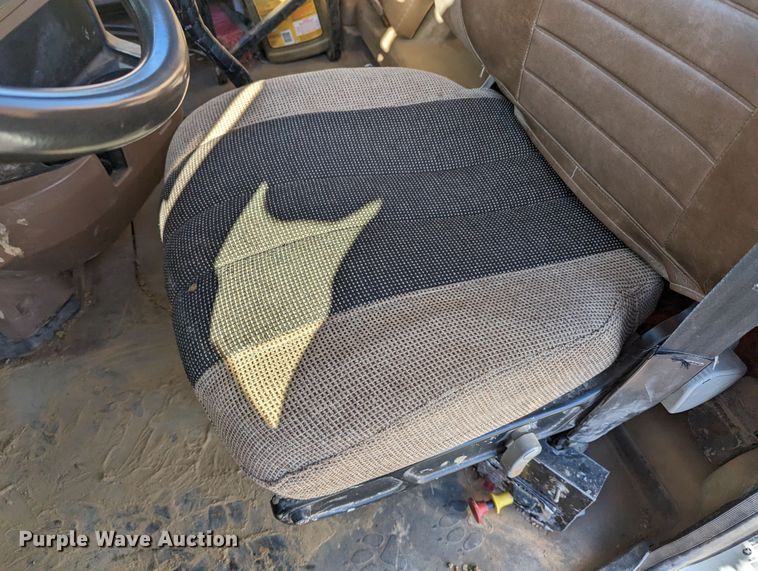 image for item LP9209 2013 Mack GU813  vacuum truck