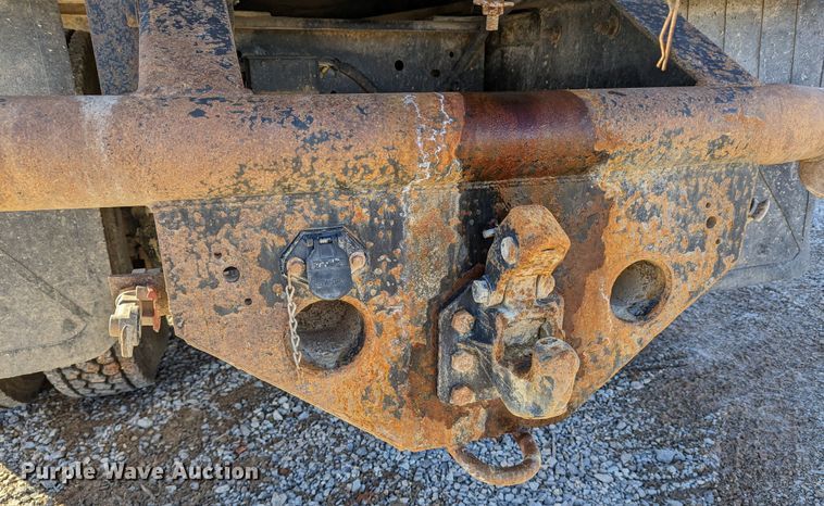 image for item LP9209 2013 Mack GU813  vacuum truck