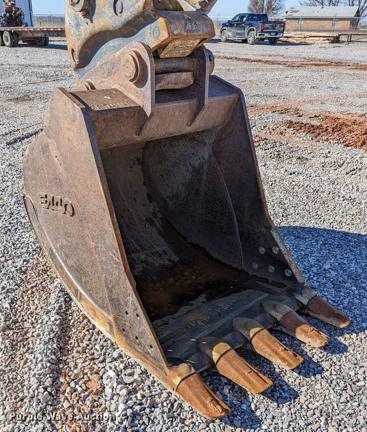 image for item LP9210 2017 Komatsu PC290LC-11  excavator