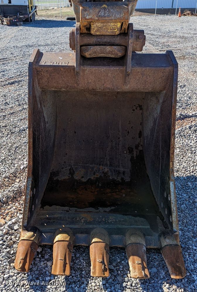 image for item LP9210 2017 Komatsu PC290LC-11  excavator