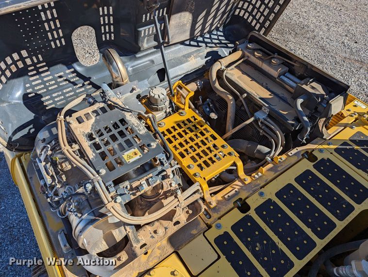 image for item LP9210 2017 Komatsu PC290LC-11  excavator