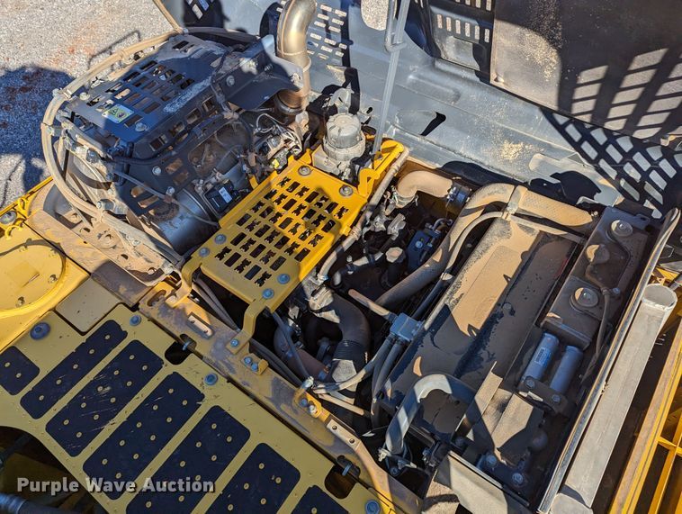 image for item LP9210 2017 Komatsu PC290LC-11  excavator