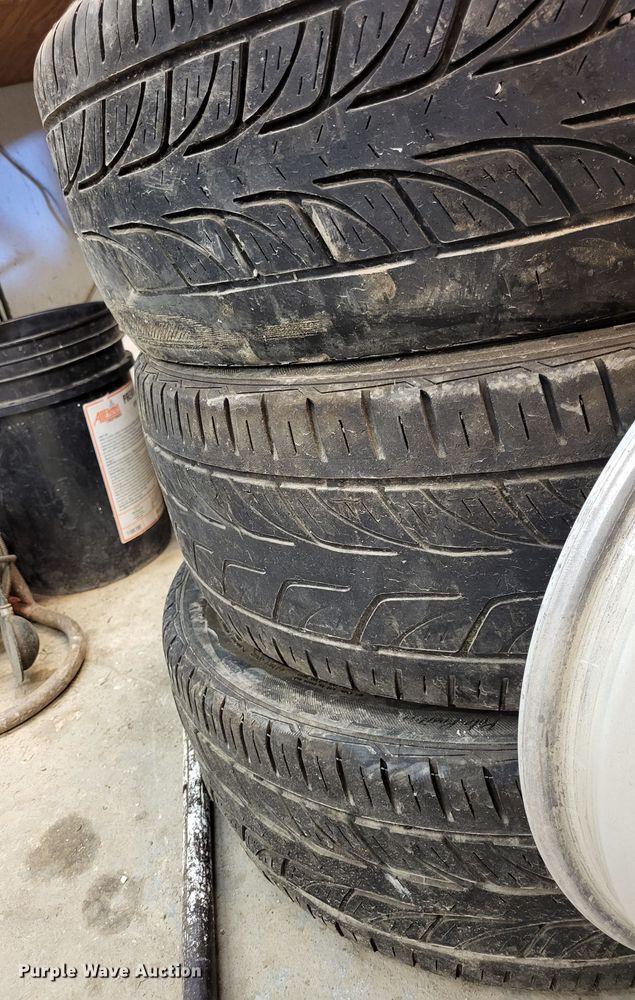 image for item LR9163 (3) 215/45R17 tires and wheels