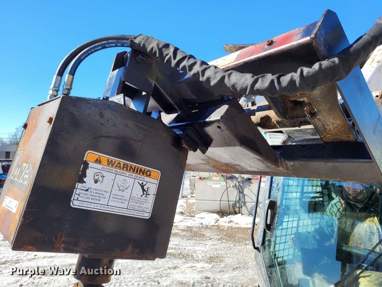 image for item LR9167 Lowe 1650E  skid steer auger